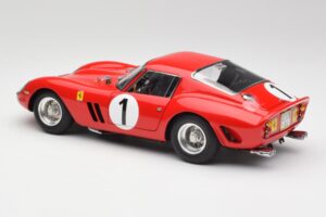 Ferrari 250 GTO #1 P. Rodriguez / W. Mairesse Paris 1000km 1962 CMC 1:18 M-254 Fém – 5. kép a 6-ből