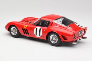 Ferrari 250 GTO #11 J. Surtees / M. Parkes Paris 1000km 1962 CMC 1:18 M-249 Fém – 5. kép a 6-ből