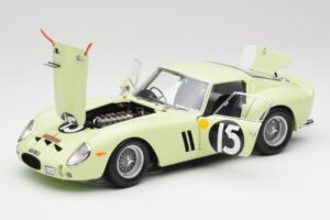Ferrari 250 GTO #15 S. Moss / I. Ireland Goodwood Tourist Trophy Winner 1962 Kyosho 1:18 08438C Fém – 2. kép a 8-ből