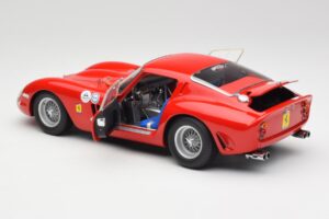 Ferrari 250 GTO #18 P. Rodriguez Daytona Continental 3 Hours Winner 1963 Kyosho 1:18 08438F Fém – 5. kép a 8-ből