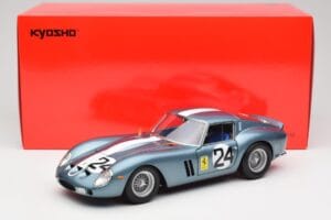 Ferrari 250 GTO #24 P. Rodriguez 12 Hours of Sebring GT3.0 Winner 1962 Kyosho 1:18 08438D Fém – 8. kép a 8-ből
