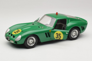 Ferrari 250 GTO #35 Zöld 1962 Bburago 1:18 3011-G2 Fém – 2. kép a 8-ből