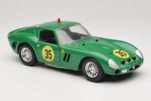 Ferrari 250 GTO #35 Zöld 1962 Bburago 1:18 3011-G2 Fém – 6. kép a 8-ből