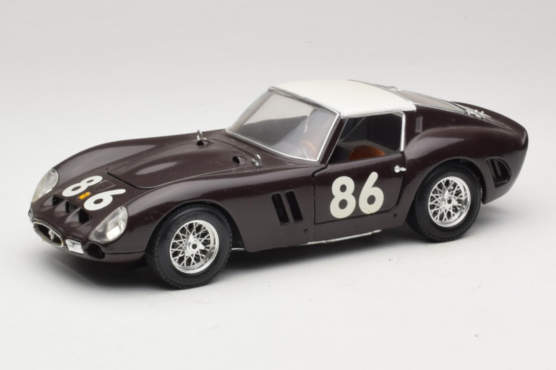 Ferrari 250 GTO #86 Fekete Bburago 1:18 3011-B1 Fém