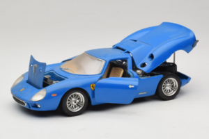Ferrari 250 LM Kék Bburago 1:18 3033-B1 Fém – 2. kép a 8-ből