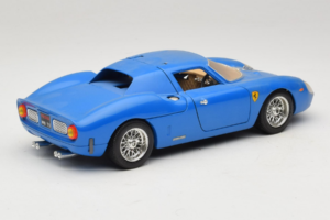 Ferrari 250 LM Kék Bburago 1:18 3033-B1 Fém – 3. kép a 8-ből