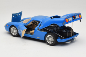 Ferrari 250 LM Kék Bburago 1:18 3033-B1 Fém – 5. kép a 8-ből