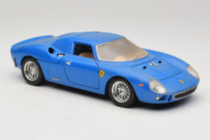 Ferrari 250 LM Kék Bburago 1:18 3033-B1 Fém – 6. kép a 8-ből