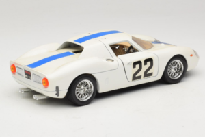 Ferrari 250 LM #22 Fehér 1965 Bburago 1:18 3333-W1 Fém – 3. kép a 8-ből