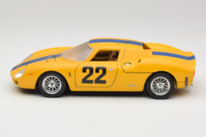 Ferrari 250 LM #22 Sárga 1965 Bburago 1:18 3333-Y1 Fém – 4. kép a 8-ből