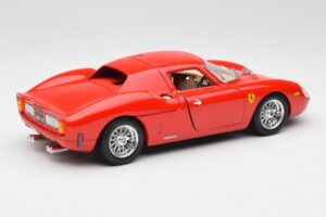 Ferrari 250 Le Mans Piros Bburago 1:18 3033 Fém – 3. kép a 8-ből