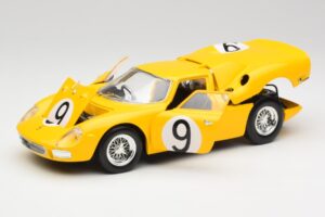 Ferrari 250 LM #21 M. Gregory / J. Rindt NART 24 Hours of Le Mans Winner 1965 Hot Wheels 1:18 25729 Fém – 2. kép a 8-ből