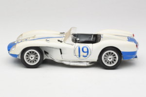 Ferrari 250 Testa Rossa #19 Fehér Replacement Box 1957 Bburago 1:18 3007-R5 Fém – 4. kép a 8-ből
