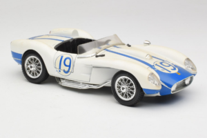 Ferrari 250 Testa Rossa #19 Fehér Replacement Box 1957 Bburago 1:18 3007-R5 Fém – 6. kép a 8-ből