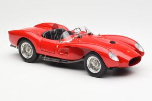 Ferrari 250 Testa Rossa Pontoon Fender Piros CMC 1:18 M-071 Fém – 4. kép a 6-ből