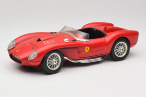 Ferrari 250 Testa Rossa #4 Piros Replacement Box 1957 Bburago 1:18 3007-R6 Fém