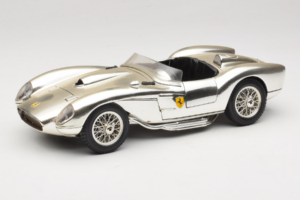 Ferrari 250 Testa Rossa Chrome Ezüst Bburago 1:18 3007-C1 Fém