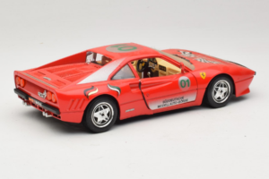 Ferrari 288 GTO #1 Piros 1984 Bburago 1:18 3027-P3 Fém – 3. kép a 8-ből