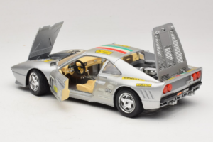 Ferrari 288 GTO #40 Ezüst 1984 Bburago 1:18 3027-S1 Fém – 5. kép a 8-ből