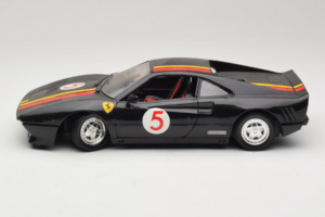 Ferrari 288 GTO #5 Fekete Tonka 1:18 1109 Fém – 4. kép a 8-ből