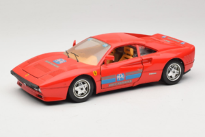 Ferrari 288 GTO PPG Auto Refinish Piros Bburago 1:18 3027-P2 Fém