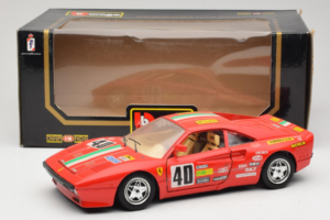 Ferrari 288 GTO Rally #40 Piros 1986 Bburago 1:18 3057-P1 Fém – 8. kép a 8-ből