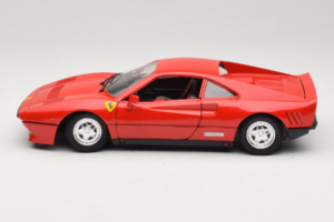 Ferrari 288 GTO Piros Tonka 1:18 1680 Fém – 4. kép a 9-ből