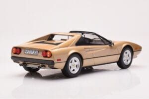 Ferrari 308 GTS Arany Limitált Kiadás Norev 1:18 187932 Fém – 2. kép a 6-ből