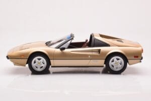 Ferrari 308 GTS Arany Limitált Kiadás Norev 1:18 187932 Fém – 3. kép a 6-ből