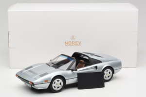 Ferrari 308 GTS Ezüst Norev 1:18 187934 Fém – 7. kép a 7-ből