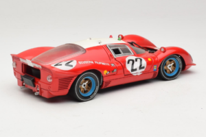 Ferrari 330 P4 #22 Scuderia Filipinetti Poor Condition 1967 Revell 1:18 48825-P1 Fém – 3. kép a 8-ből
