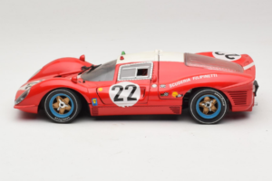 Ferrari 330 P4 #22 Scuderia Filipinetti Poor Condition 1967 Revell 1:18 48825-P1 Fém – 4. kép a 8-ből