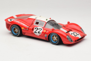 Ferrari 330 P4 #22 Scuderia Filipinetti Poor Condition 1967 Revell 1:18 48825-P1 Fém – 6. kép a 8-ből