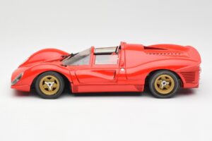 Ferrari 330 P4 Piros 1967 Revell 1:18 48822 Fém – 4. kép a 8-ből