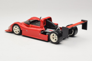 Ferrari 333 SP Piros Fehér Felnikkel Hot Wheels 1:18 29230 Fém – 5. kép a 8-ből