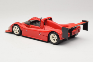 Ferrari 333 SP Piros Fehér Felnikkel Hot Wheels 1:18 29230 Fém – 7. kép a 8-ből