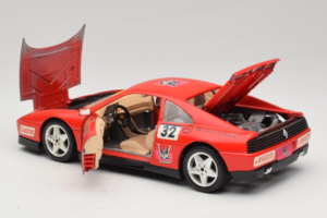 Ferrari 348 TB #32 Pirelli Piros 1989 Bburago 1:18 3039-P1 Fém – 5. kép a 8-ből