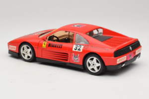 Ferrari 348 TB #32 Pirelli Piros 1989 Bburago 1:18 3039-P1 Fém – 7. kép a 8-ből