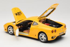 Ferrari 360 Modena 25 Jahre FMC Sárga Bburago 1:18 3358-Y1 Fém – 5. kép a 8-ből