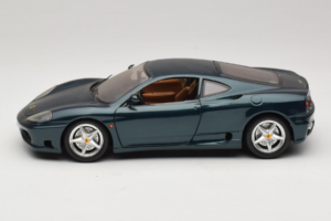 Ferrari 360 Modena Sötétzöld Metál Bburago 1:18 3358-G2 Fém – 3. kép a 7-ből
