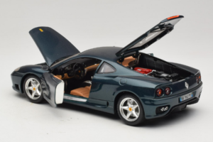 Ferrari 360 Modena Sötétzöld Metál Bburago 1:18 3358-G2 Fém – 4. kép a 7-ből