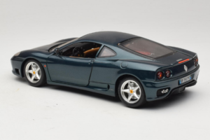 Ferrari 360 Modena Sötétzöld Metál Bburago 1:18 3358-G2 Fém – 6. kép a 7-ből
