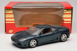 Ferrari 360 Modena Sötétzöld Metál Bburago 1:18 3358-G2 Fém – 7. kép a 7-ből