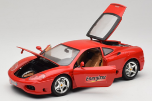 Ferrari 360 Modena Energizer Piros Bburago 1:18 3358-P3 Fém – 2. kép a 8-ből