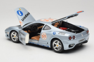 Ferrari 360 Modena Expert #1 Ezüst Bburago 1:18 3348-S1 Fém – 5. kép a 8-ből