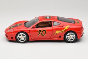 Ferrari 360 Modena #10 5 Jahre IG Bburago Piros Bburago 1:18 3358-P2 Fém – 4. kép a 8-ből