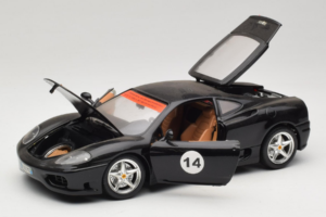 Ferrari 360 Modena #14 Fekete Limitált Kiadás Bburago 1:18 3368-B1 Fém – 2. kép a 8-ből
