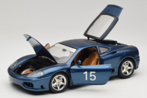 Ferrari 360 Modena #15 Limitált Kiadás Kék Metál Bburago 1:18 3358-F1 Fém – 2. kép a 8-ből