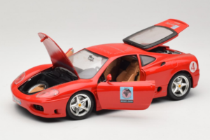 Ferrari 360 Modena Bevro International #4 Limitált Kiadás 111 db Piros Bburago 1:18 3358-P1 Fém – 2. kép a 8-ből
