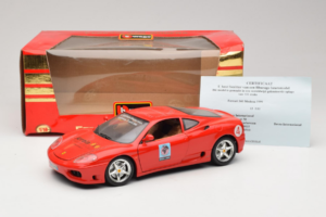 Ferrari 360 Modena Bevro International #4 Limitált Kiadás 111 db Piros Bburago 1:18 3358-P1 Fém – 8. kép a 8-ből